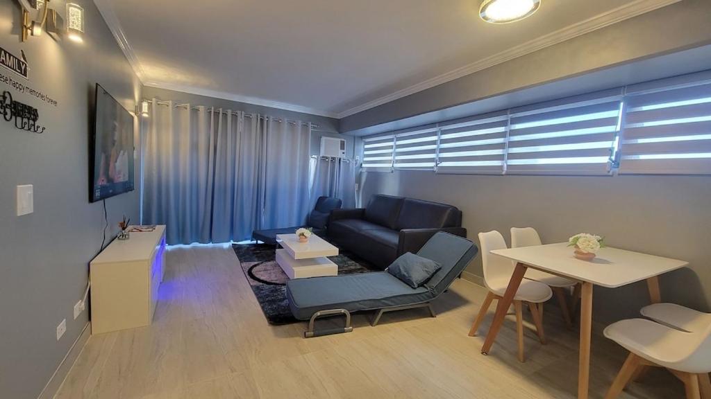 Waikiki Condo 2 Bedrooms 2 Bathrooms With 1 Free Parking Space Honolulu Exterior photo